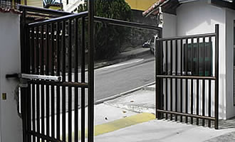 portão de garagem em alumínio SP